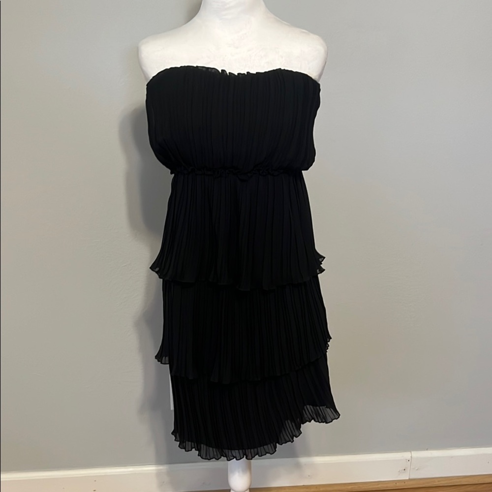 Elegant Black Strapless Dress